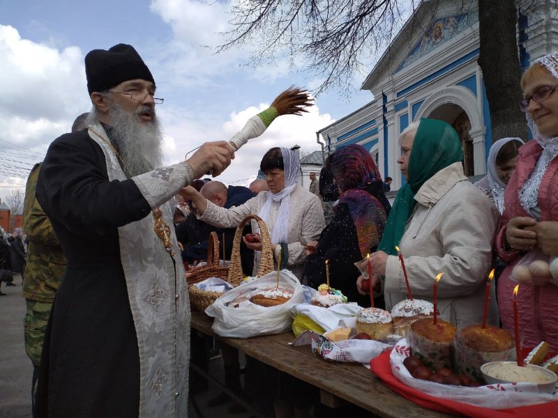 Освящение пасхальных куличей