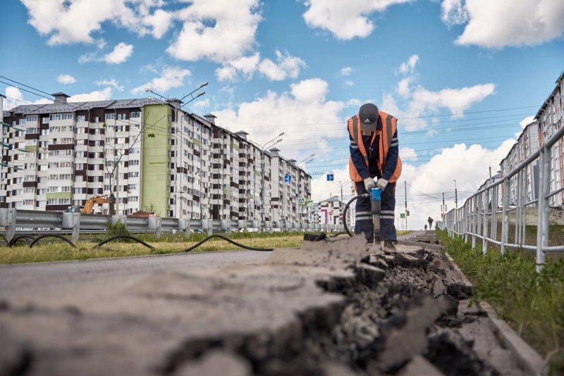 Плевицкая курск фото В Курске тротуар на проспекте Плевицкой отремонтируют до 30 мая " 46ТВ Курское И