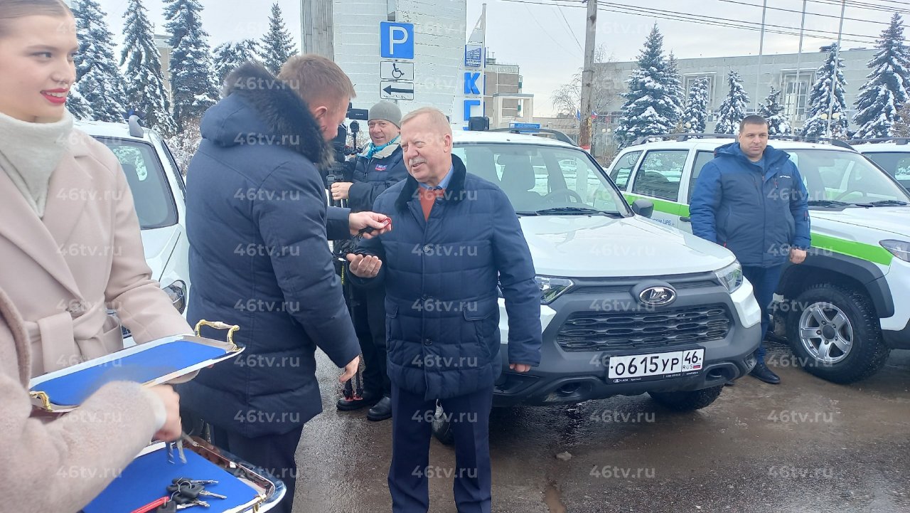 В Курске передали медикам 19 автомобилей Lada Niva Travel за 23 млн рублей  » 46ТВ Курское Интернет Телевидение