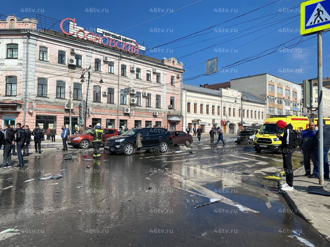 В Курске в массовом ДТП с автобусом и сгоревшими машинами ранены 10 человек  | 27.03.2024 | Курск - БезФормата