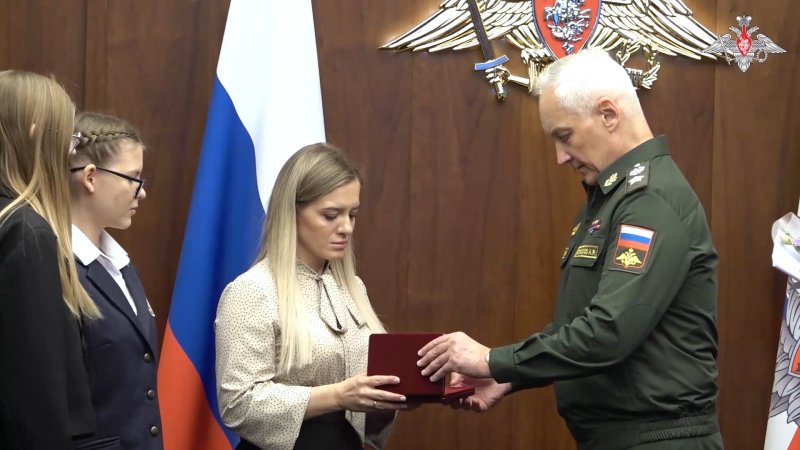 Семья погибшего в курском приграничье бойца получила Звезду Героя России