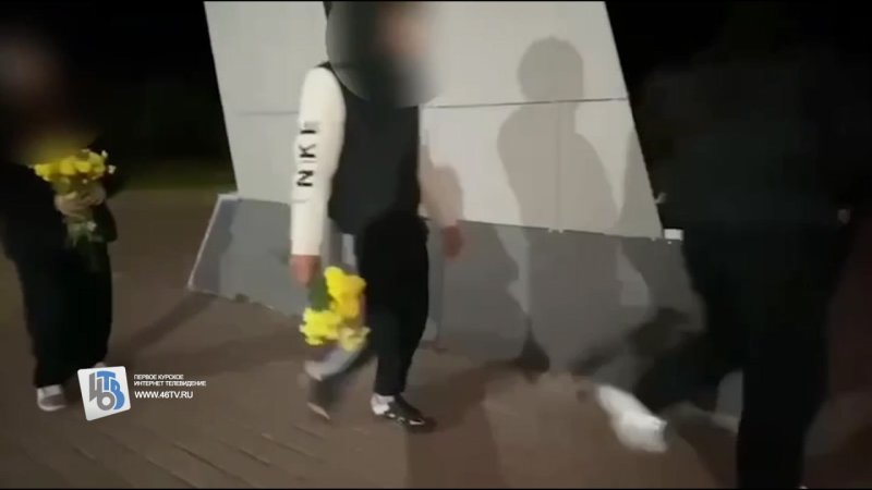 Танцы подростков у памятника лётчикам в Обояни завершились извинениями