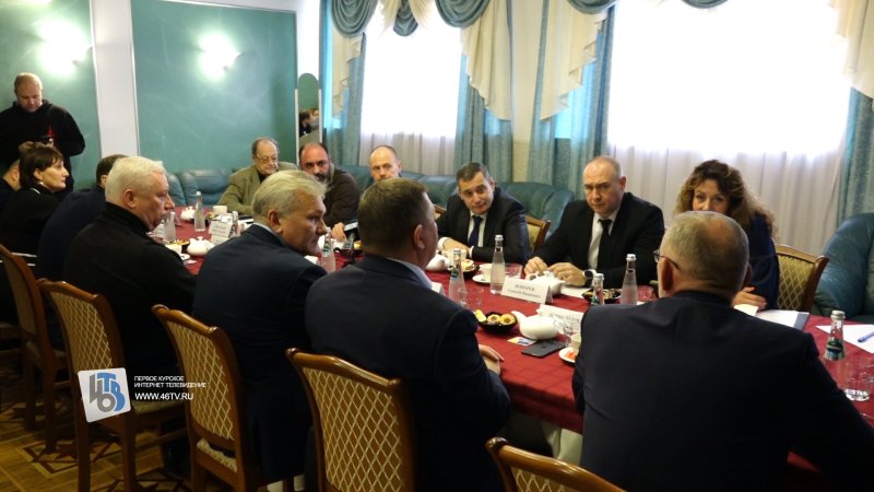 Проблемы Курского драмтеатра начал решать Попечительский совет