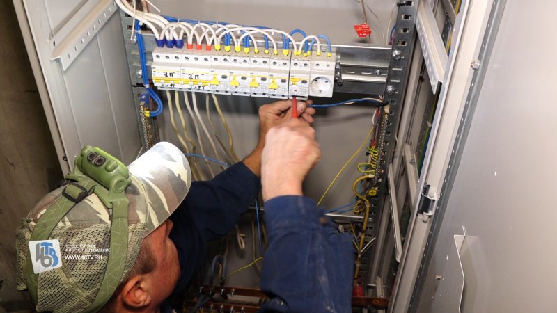 В курских многоэтажках завершается капремонт систем электроснабжения