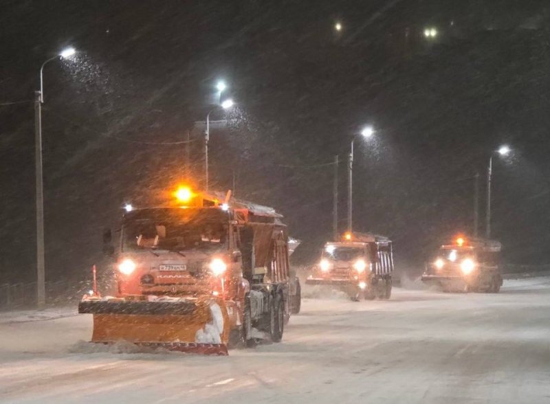 Глава Курска отчитался о борьбе коммунальщиков со снегопадом