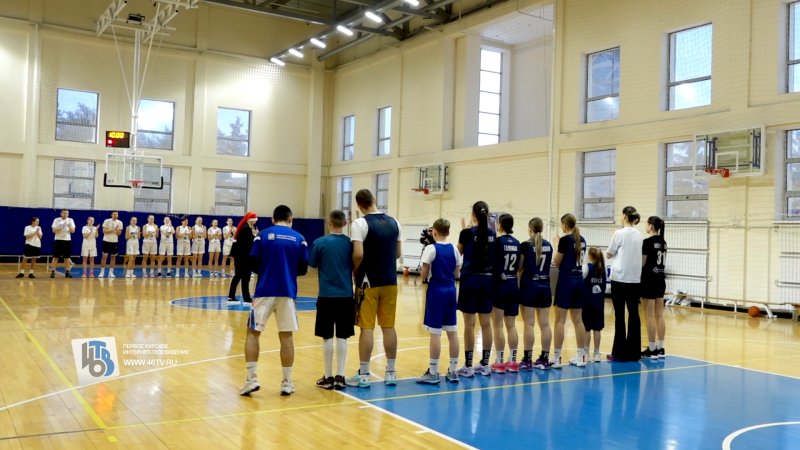 Снеговики против Хлопушек: курское Динамо закрыло год матчем с болельщиками