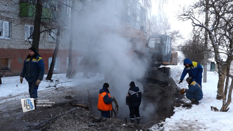 Прорывное утро: в Курске произошли сразу 2 аварии на трубопроводах