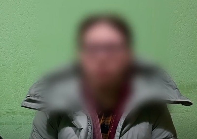 Обманутая девушка стала курьершей мошенников и забрала 600 тысяч у курянки