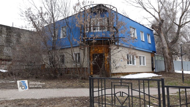 Спор вокруг 2-этажного туалета в парке Дзержинского Курска идёт 7 лет