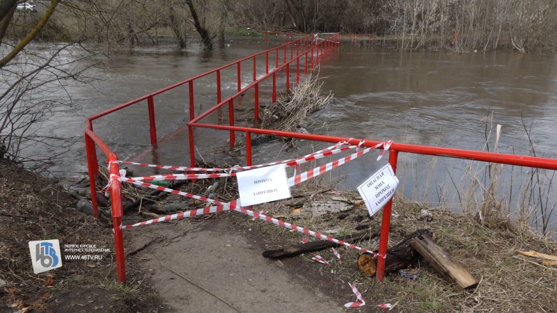 На фоне подтопления 2 мостов через Кривец куряне вспоминают наводнение