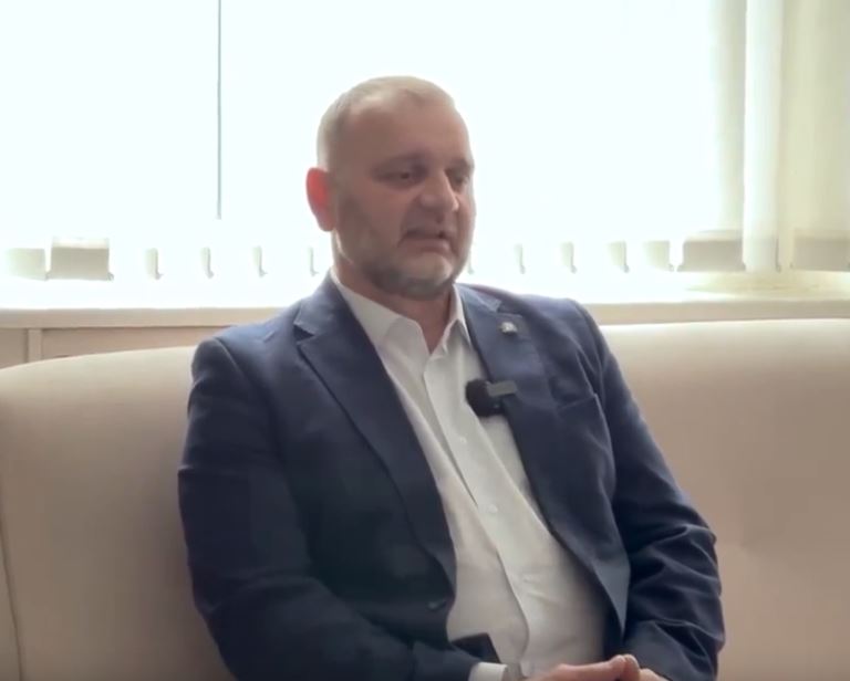 Глава комитета образования Иванов: мы хотим отремонтировать все школы Курска