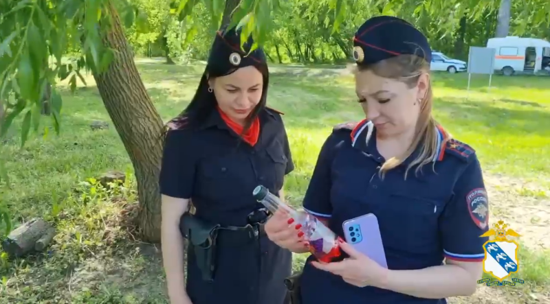 В Курске подростки начали купальный сезон с крепкого алкоголя