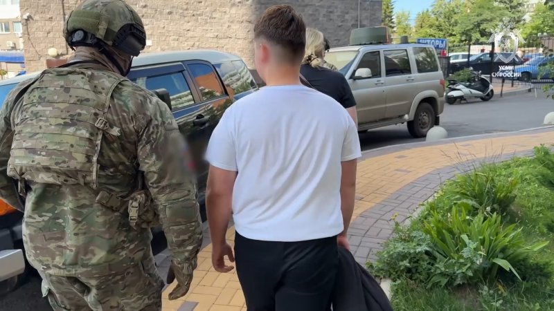 В Курске задержали 15-летнего парня за готовность помогать террористам