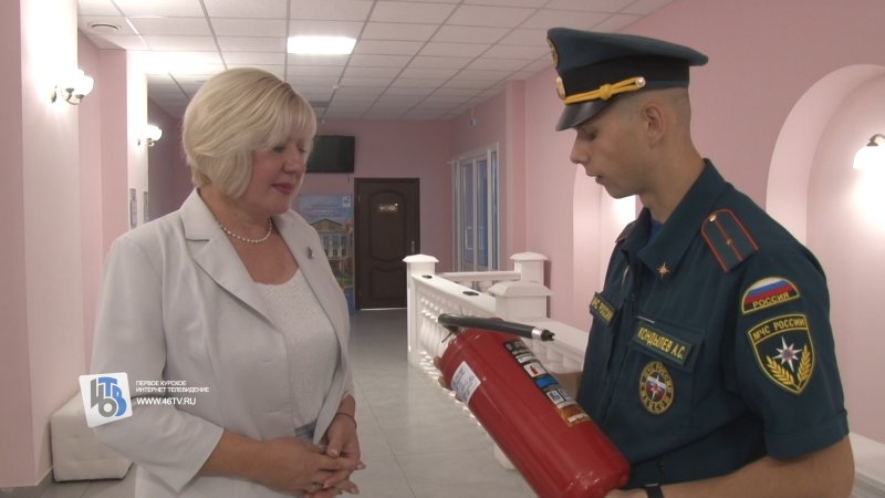 Школы Курска распахнули двери перед пожарными ревизорами