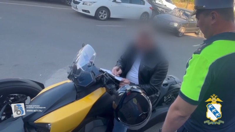 В Курске мотоциклист задержан за ночные гонки по Ленина